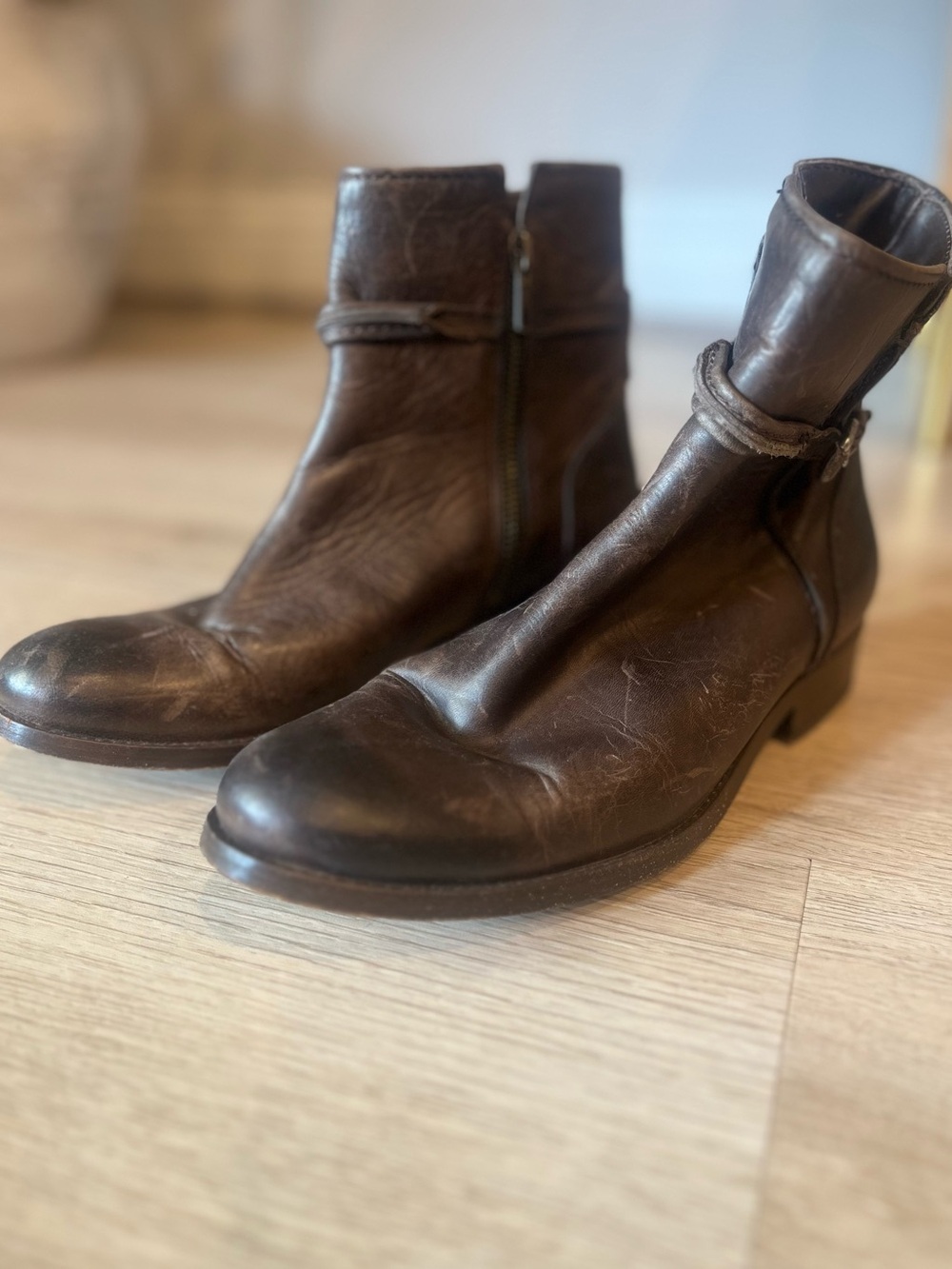 Frye Brown Leather Ankle Boots - Classic Zip Dress Boots women’s size 6 1/2